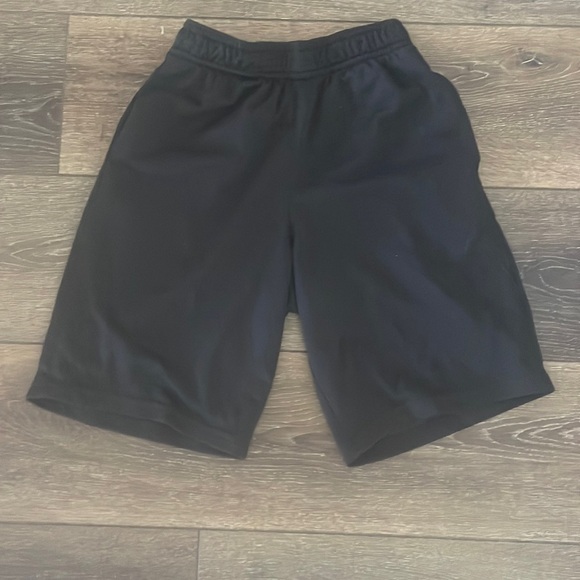 Champion Basketball Shorts - Picture 1 of 5